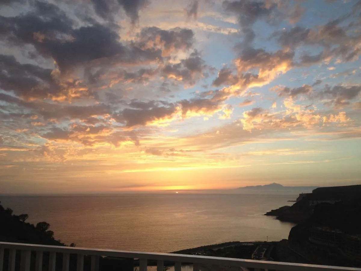 Ocean View Amadores Apartment Spain